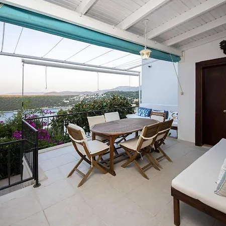 Amazing Triplex Fantastic Sea View In Turkbuku Holiday home Bodrum